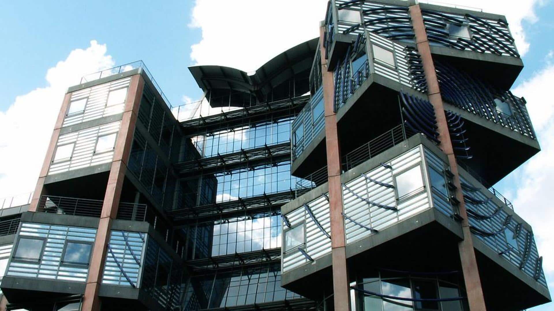 Pengaruh puisi pada desain arsitektur modern Pengaruh puisi pada desain arsitektur modern
