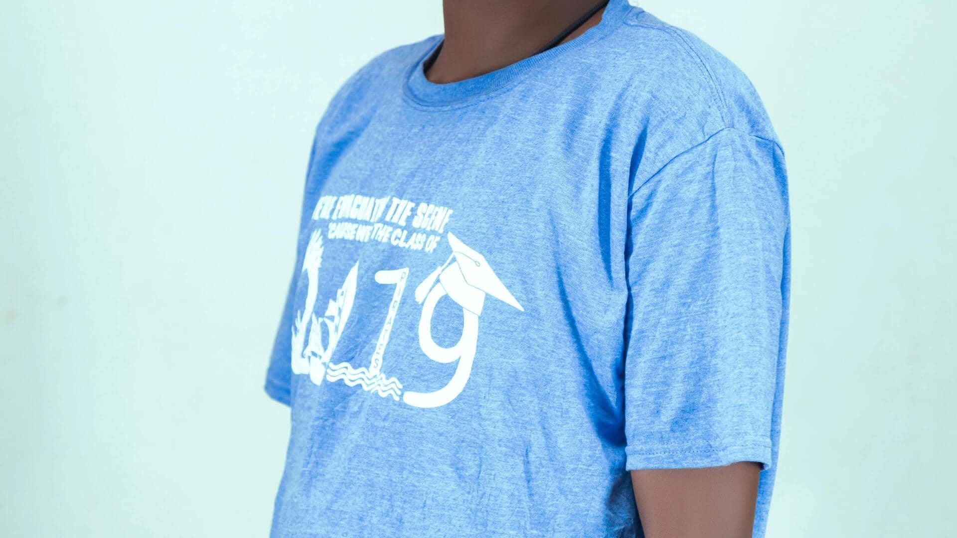 Ubah rumah dengan kaos bekas secara cerdas