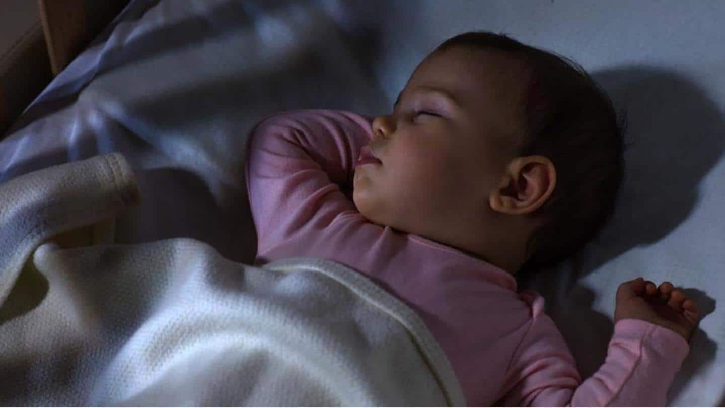 Kiat ampuh membantu bayi Anda tidur sepanjang malam