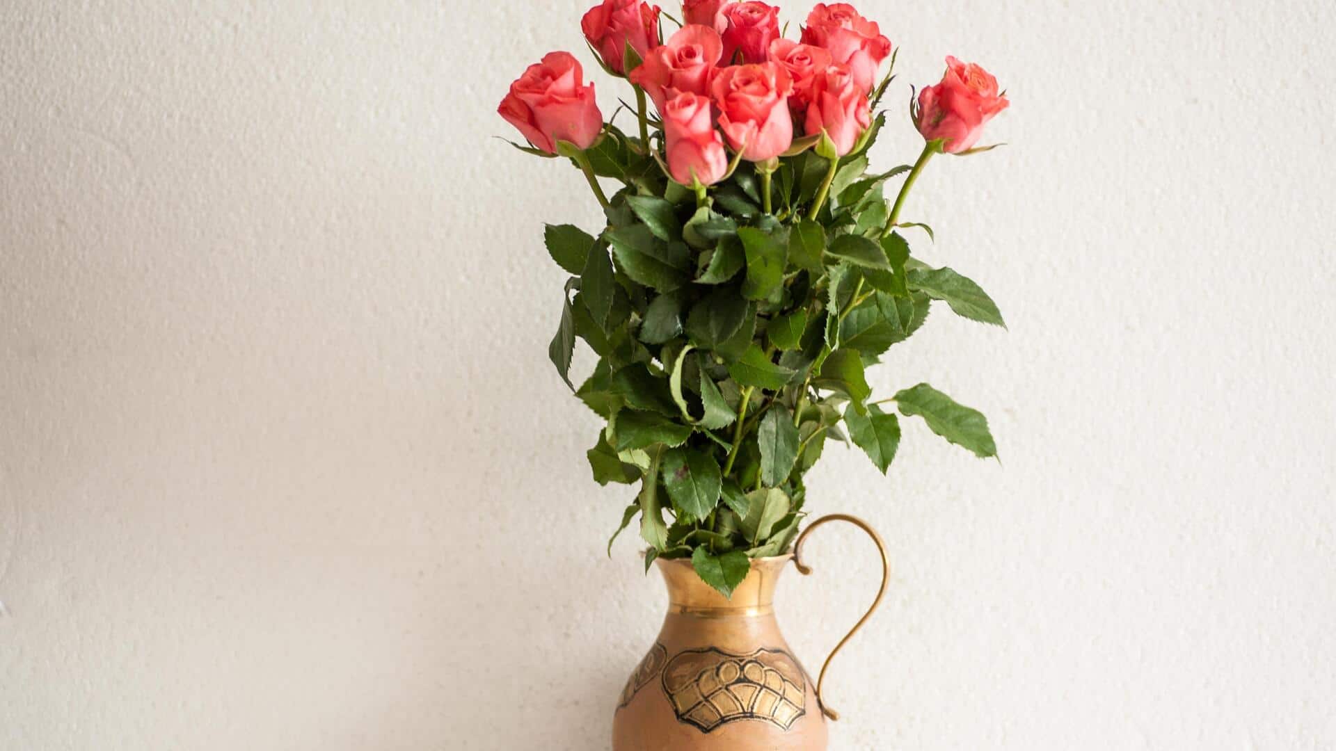 Cara tak terduga untuk menghidupkan kembali rumah dengan rangkaian bunga