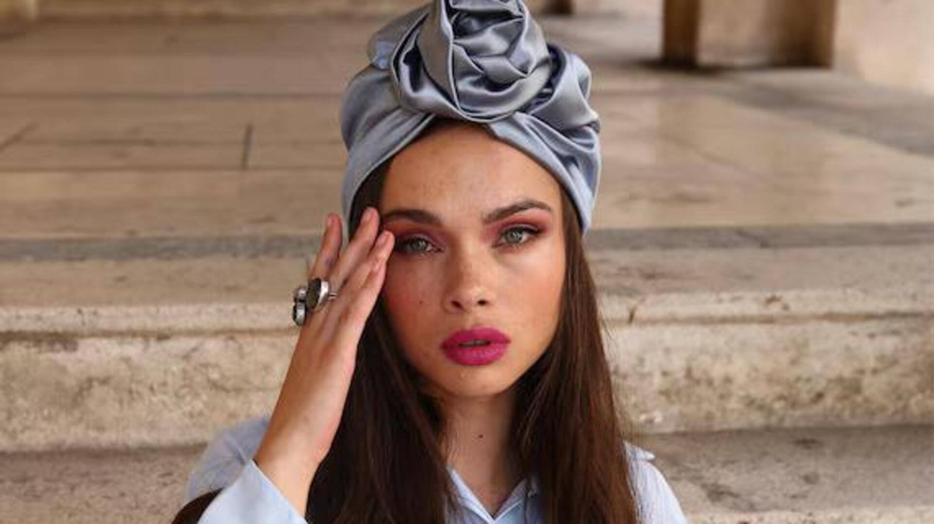 Turban sutra: Elegansi India yang abadi