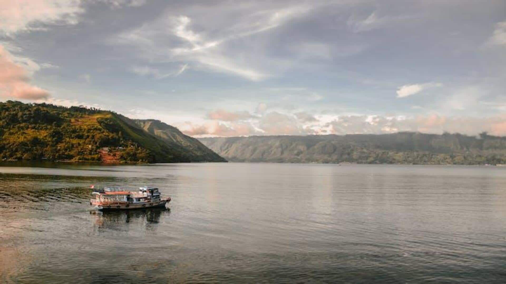 Danau Rahasia di Indonesia untuk Liburan yang Tenang Danau Rahasia di Indonesia untuk Liburan yang Tenang