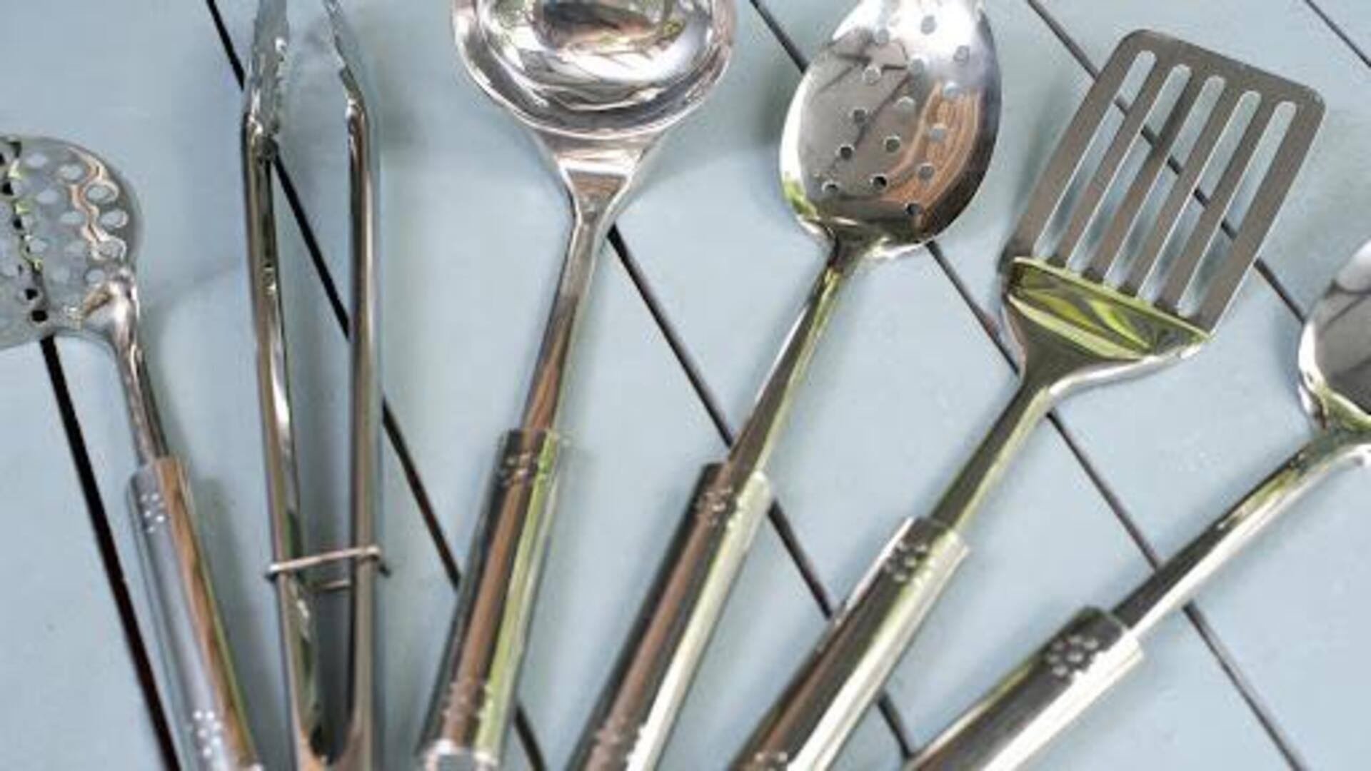 Lima cara membersihkan peralatan stainless steel agar berkilau