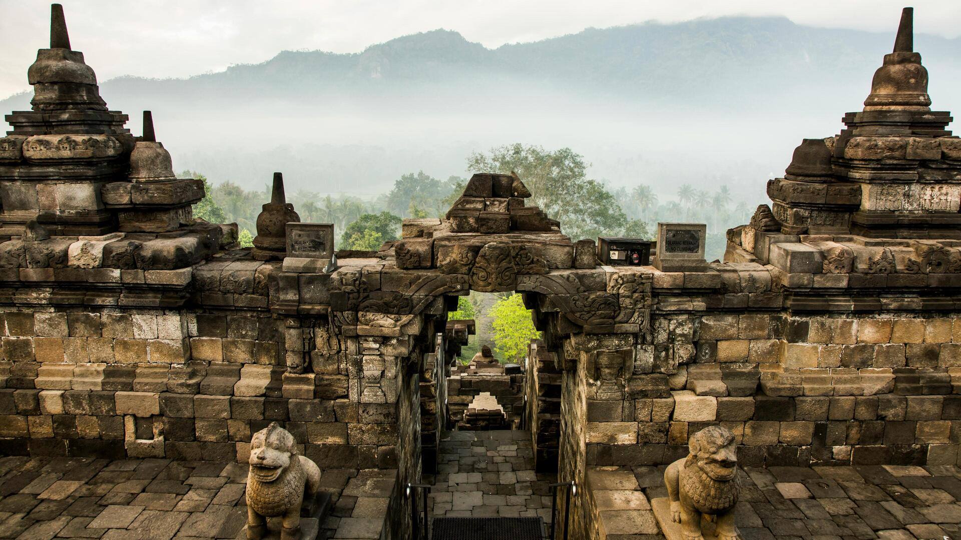 Kuil kuno di Jawa: Panduan wisata arkeologi Kuil kuno di Jawa: Panduan wisata arkeologi