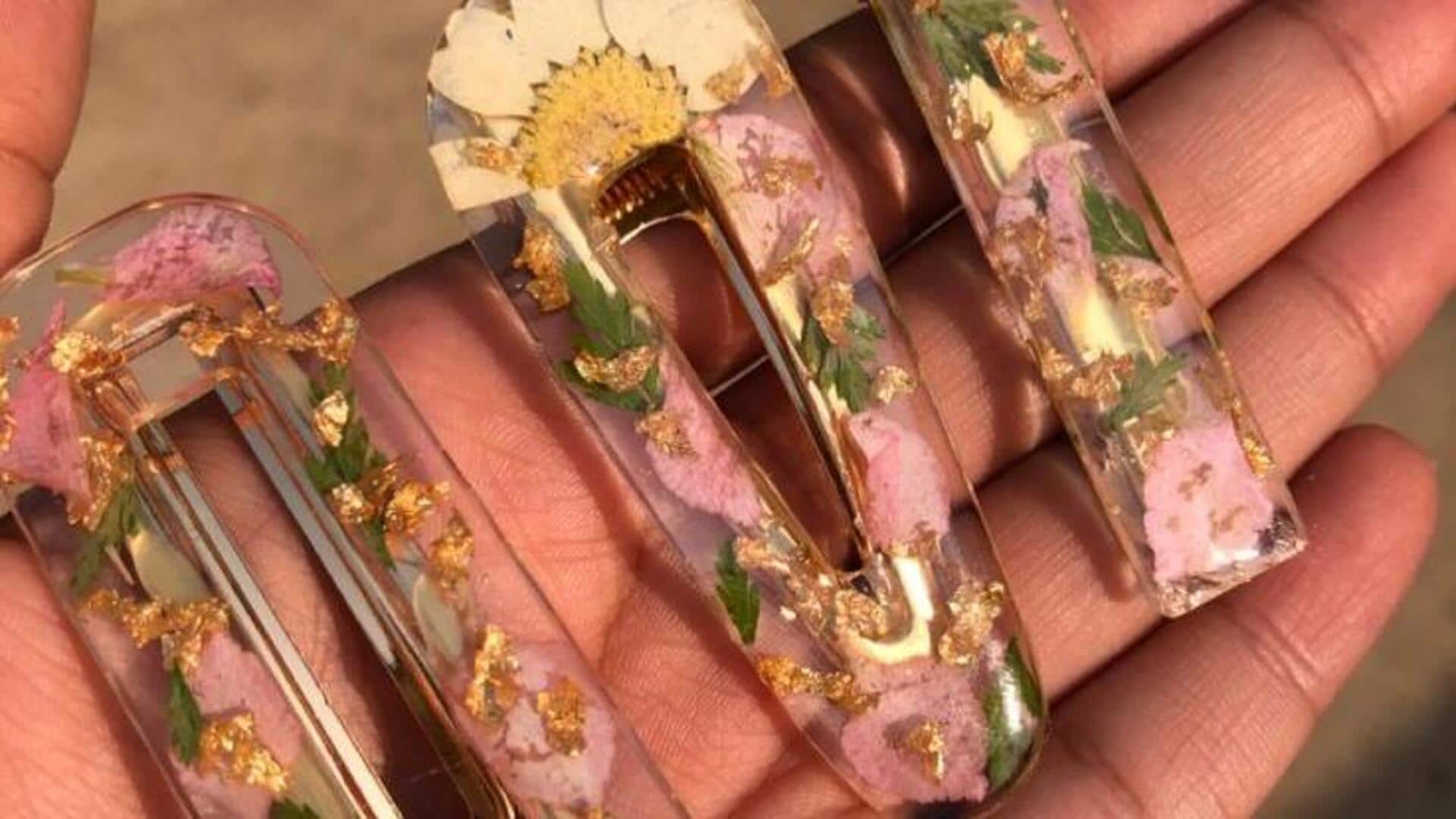 Lima tren jepit rambut resin untuk gaya musim semi India