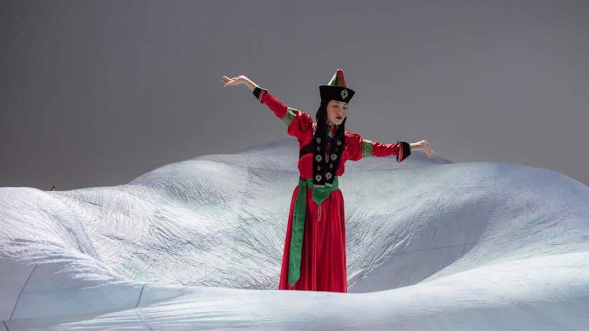 Keindahan Pakaian Tradisional Mongolia