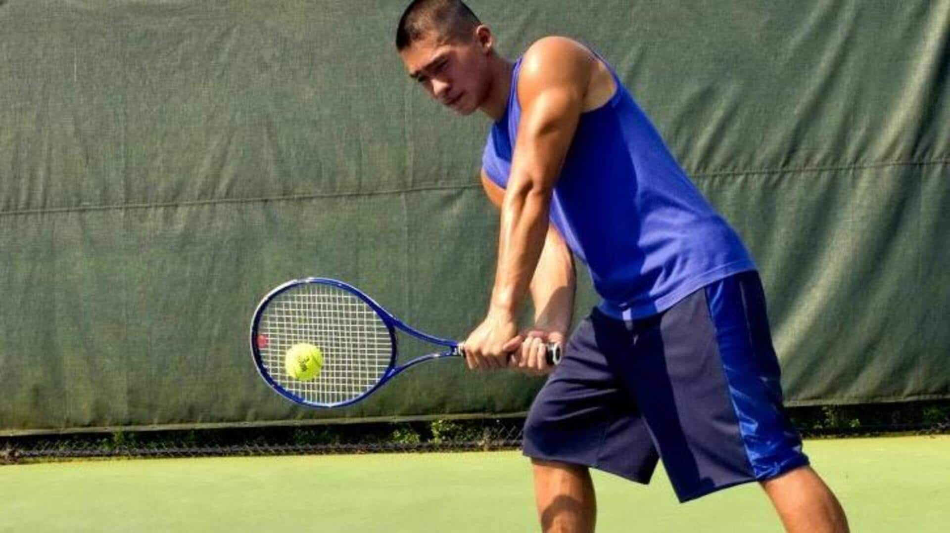 Mengapa servis tenis memerlukan ketepatan seperti panahan?