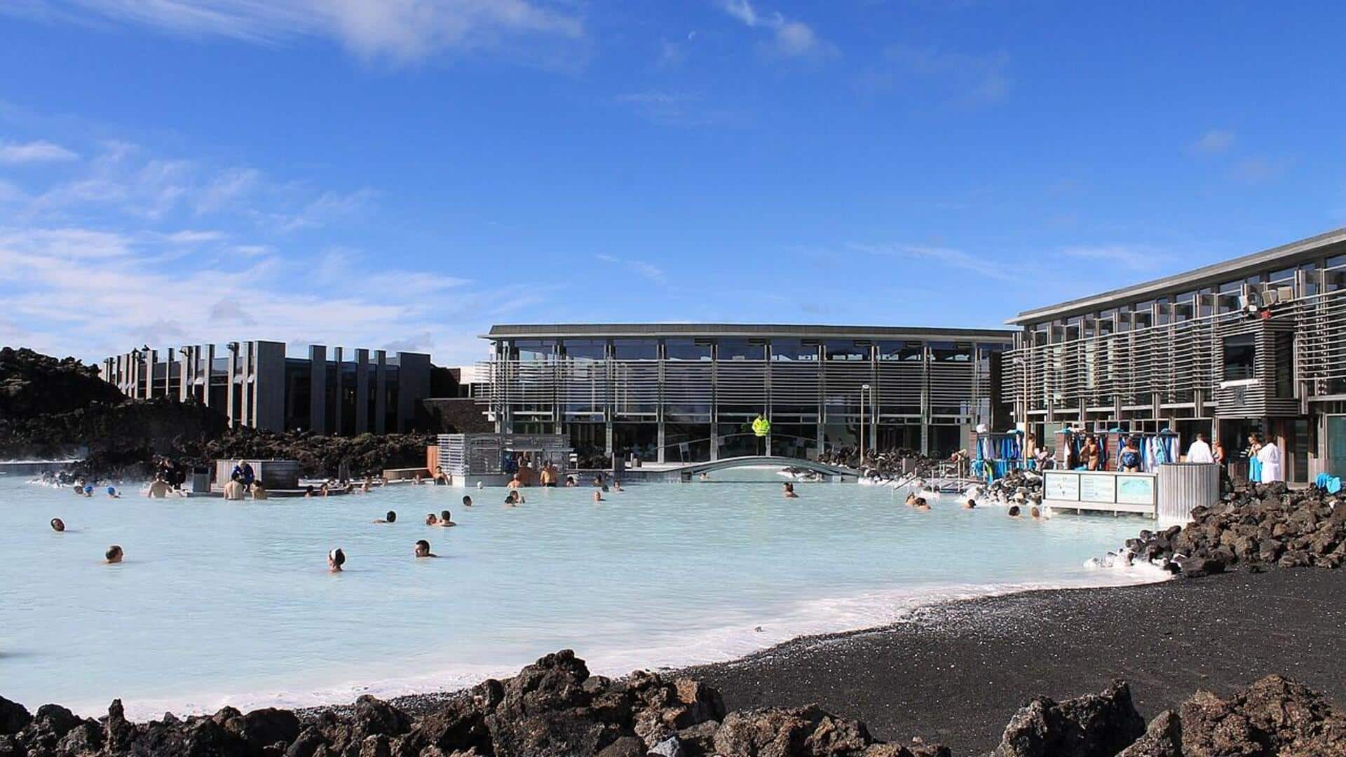 Mencoba Spa Geotermal di Islandia