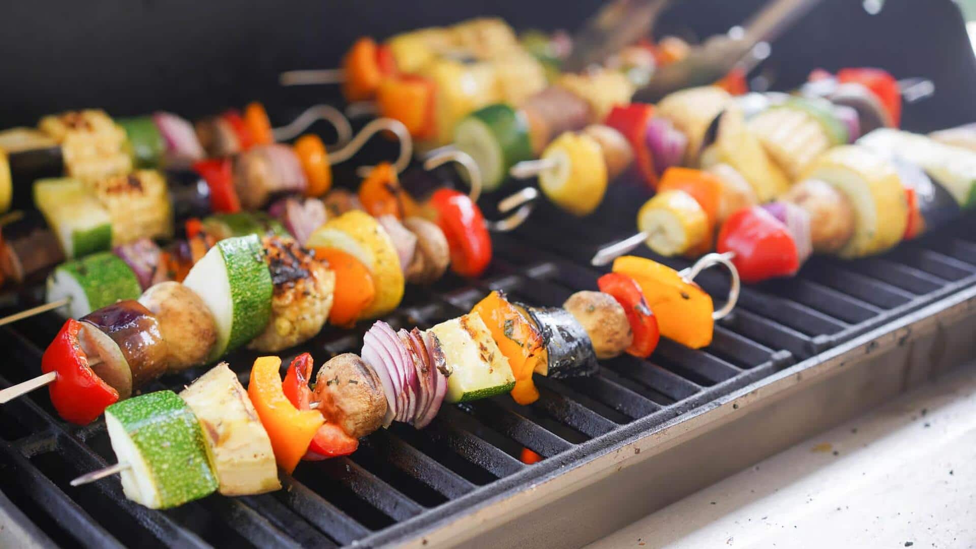 Kreasikan Sate Sayuran Indonesia di Dapur Anda