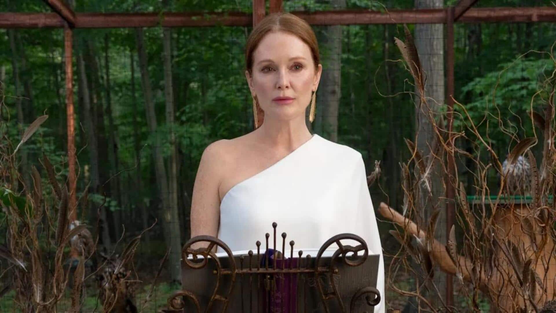 'Sirens': Serial Netflix Julianne Moore yang Menghibur tetapi Tidak Konsisten