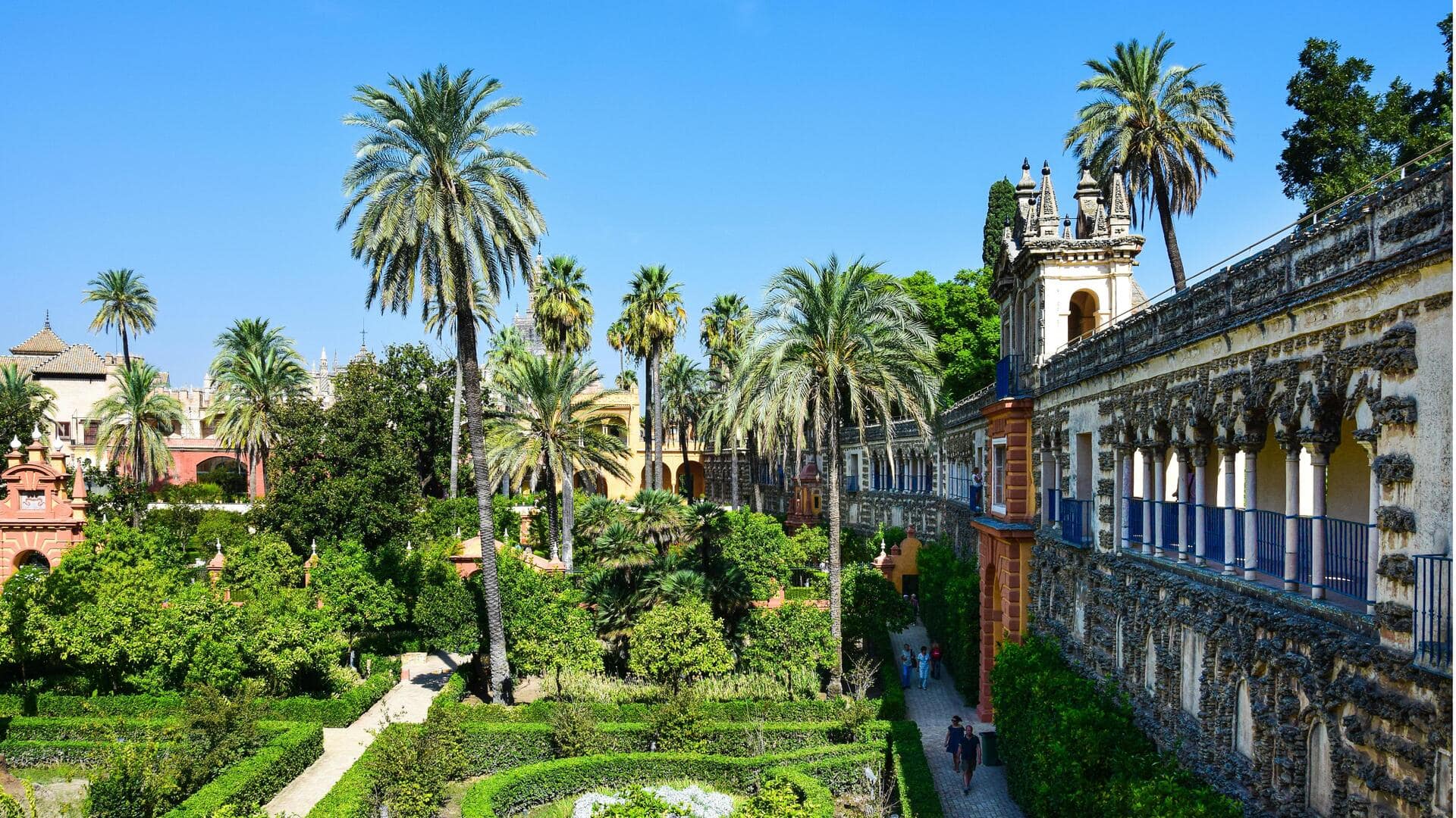 Menjelajahi Taman Rahasia Sevilla untuk Pencari Kedamaian