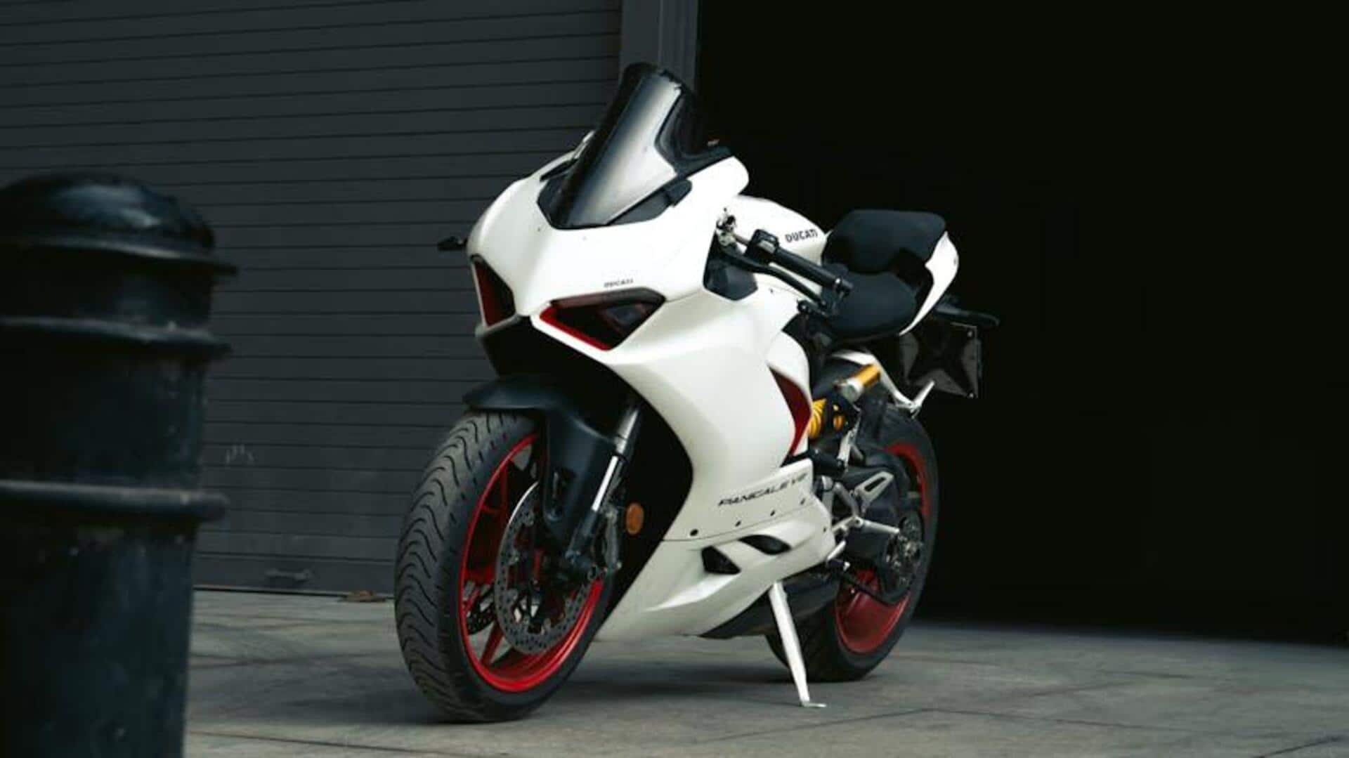 Aksesori Unik untuk Motor Mewah Anda