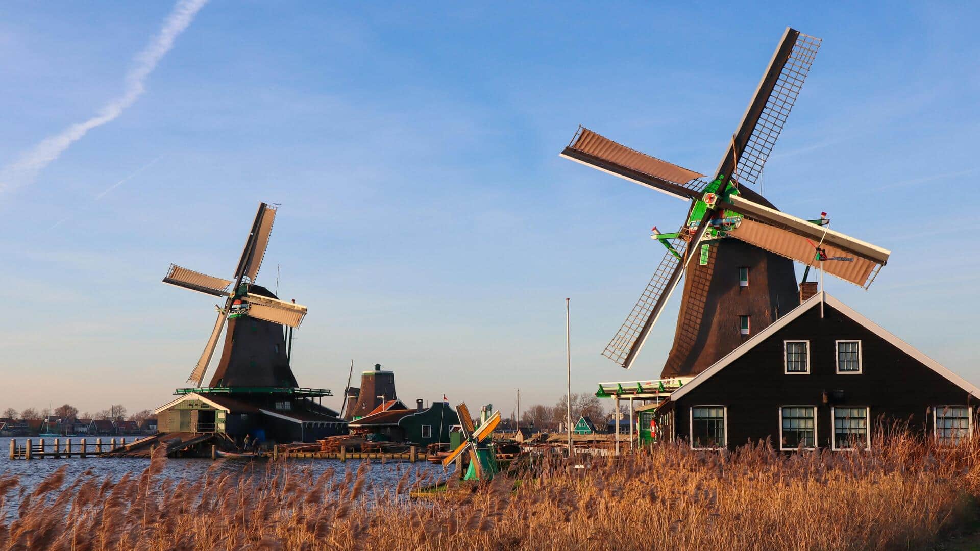 Sumber Energi Unik dari Destinasi Wisata Dunia