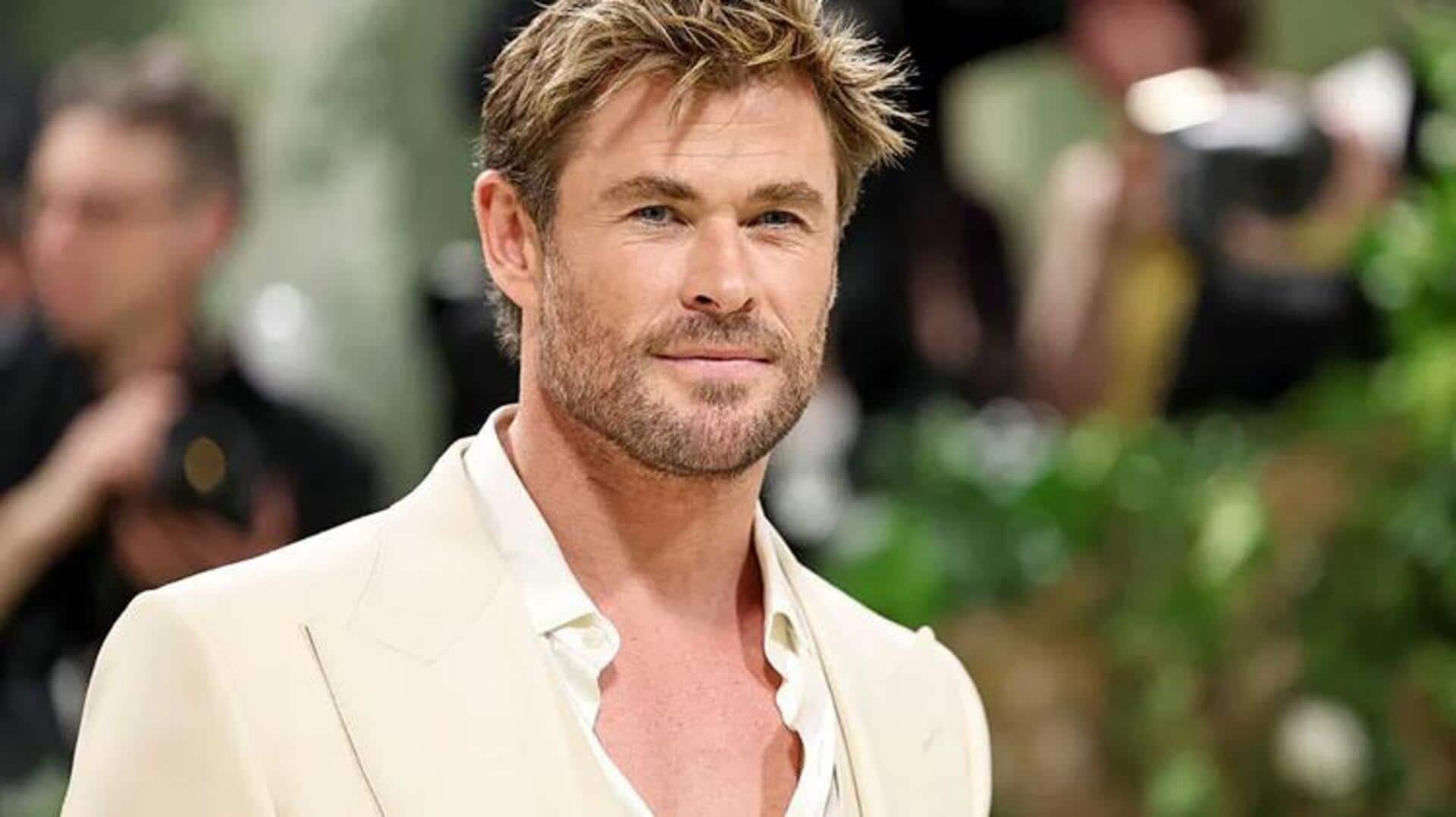 Aktor Hollywood yang fasih berbahasa Indonesia Aktor Hollywood yang fasih berbahasa Indonesia