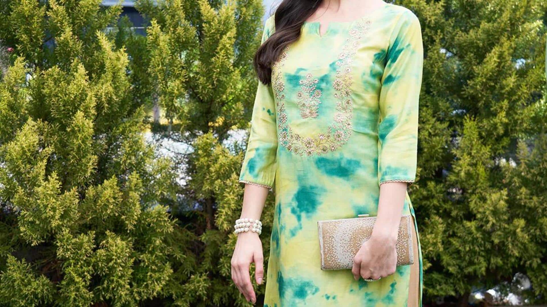 Menghidupkan kembali cetakan tie-dye untuk busana etnik abadi