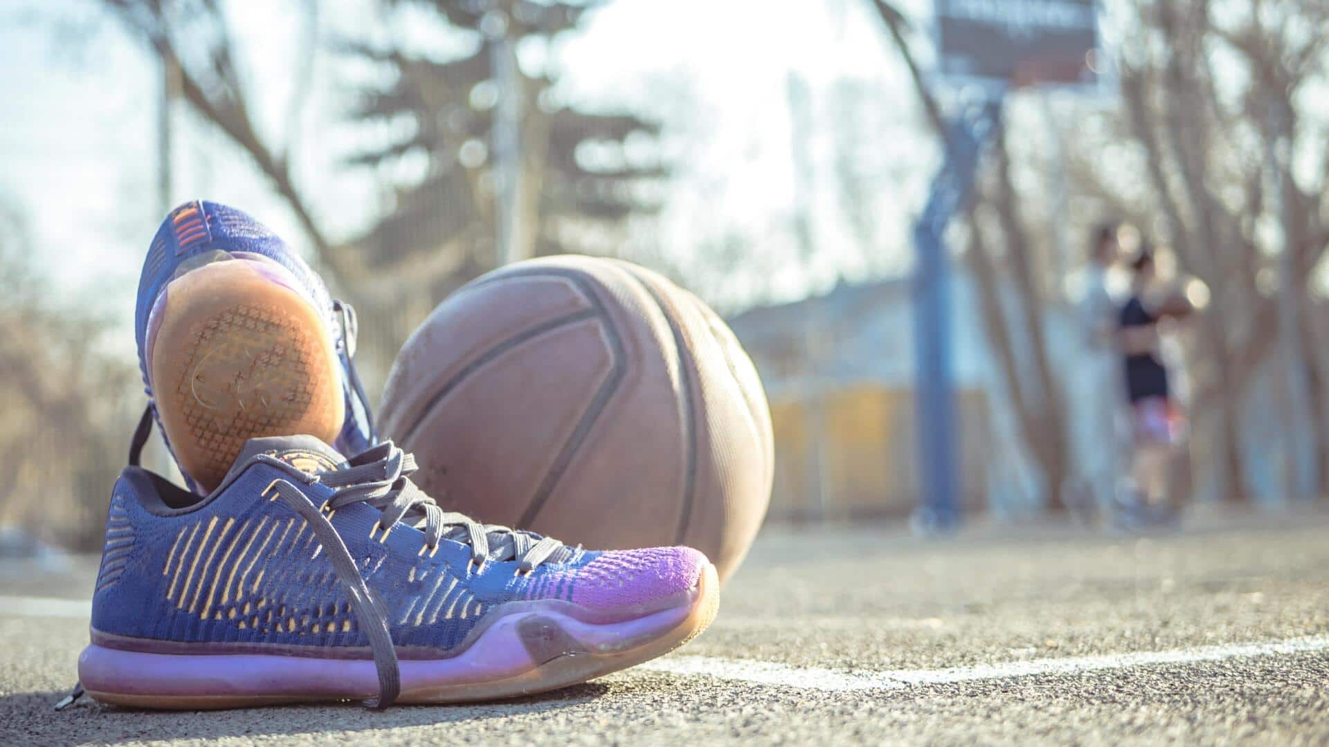 Desain sepatu basket unik dan dampaknya pada performa Desain sepatu basket unik dan dampaknya pada performa