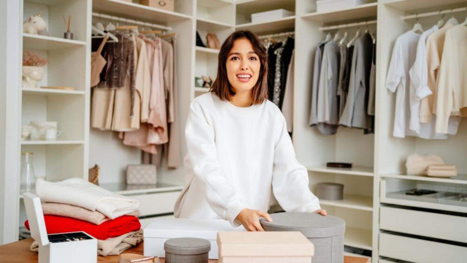 Trik cerdas untuk mengoptimalkan ruang di lemari pakaian Anda