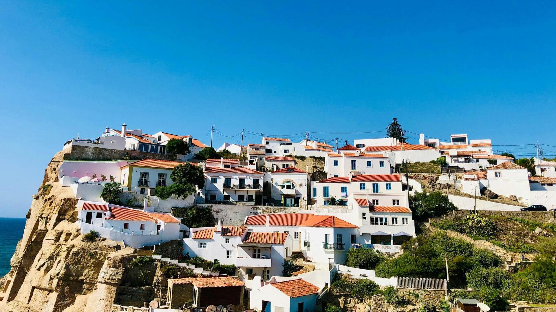 Temukan Desa Rahasia di Portugal: Pesona Mediterania Menanti!