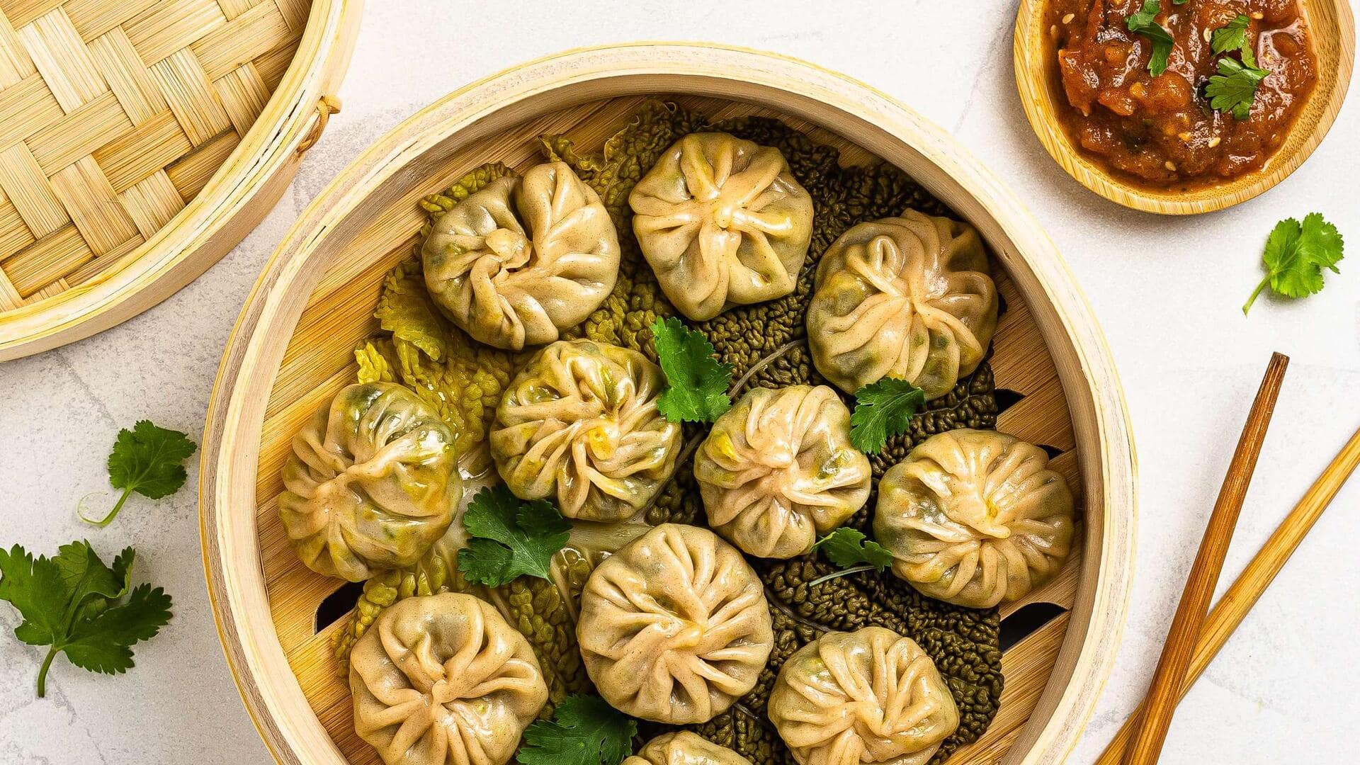 Teknik Unik dalam Mengukus Momo Vegetarian India