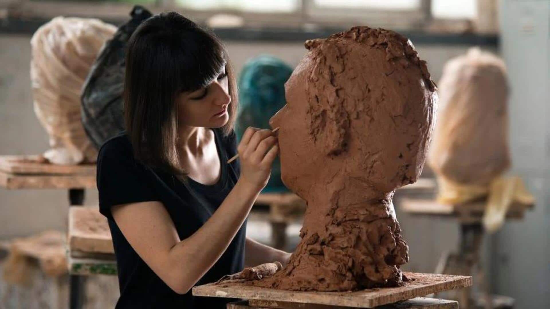 Menguasai Kedalaman Emosi dalam Seni Patung