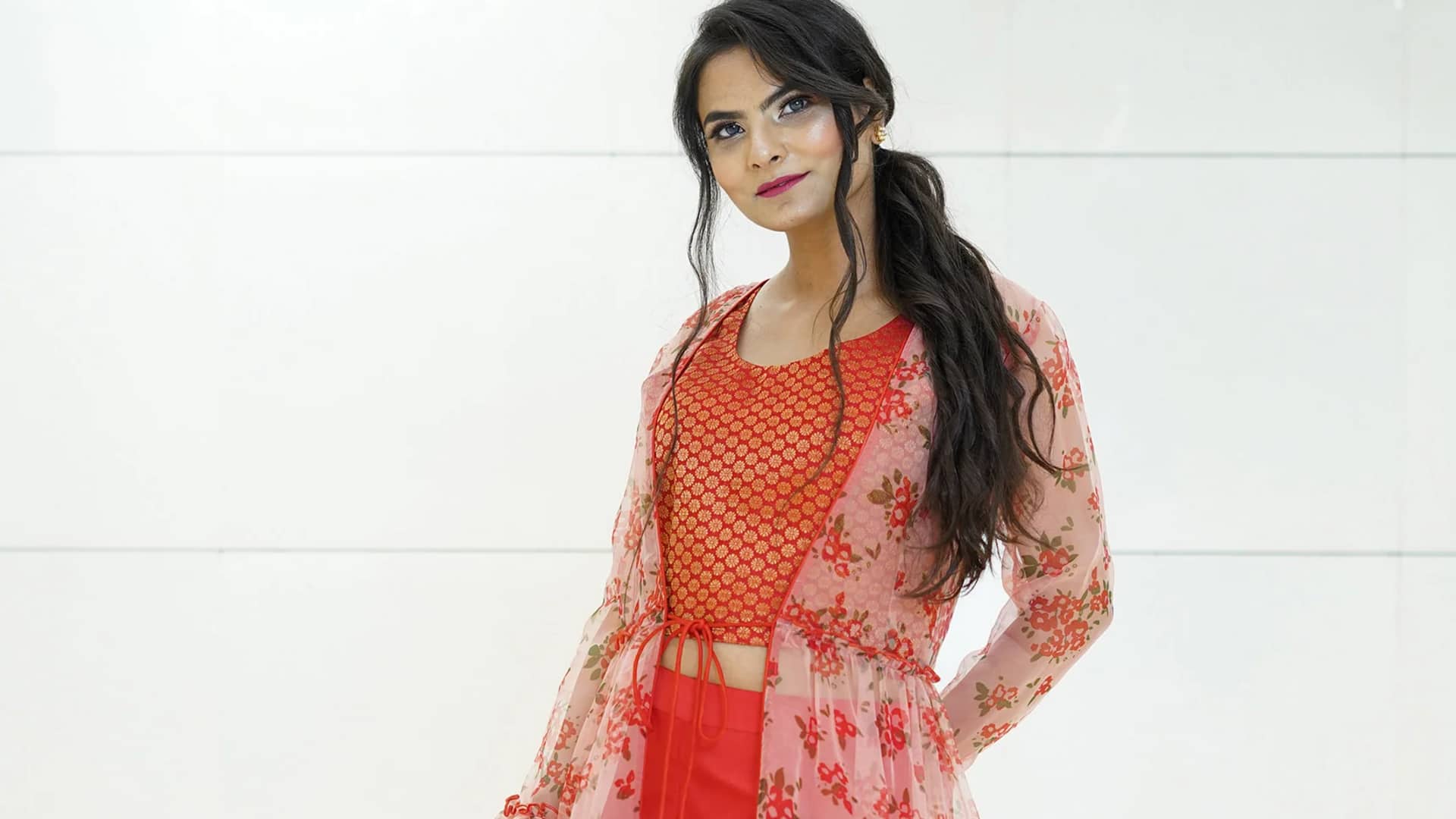 Lima shrug organza tipis untuk lapisan musim dingin India yang bergaya