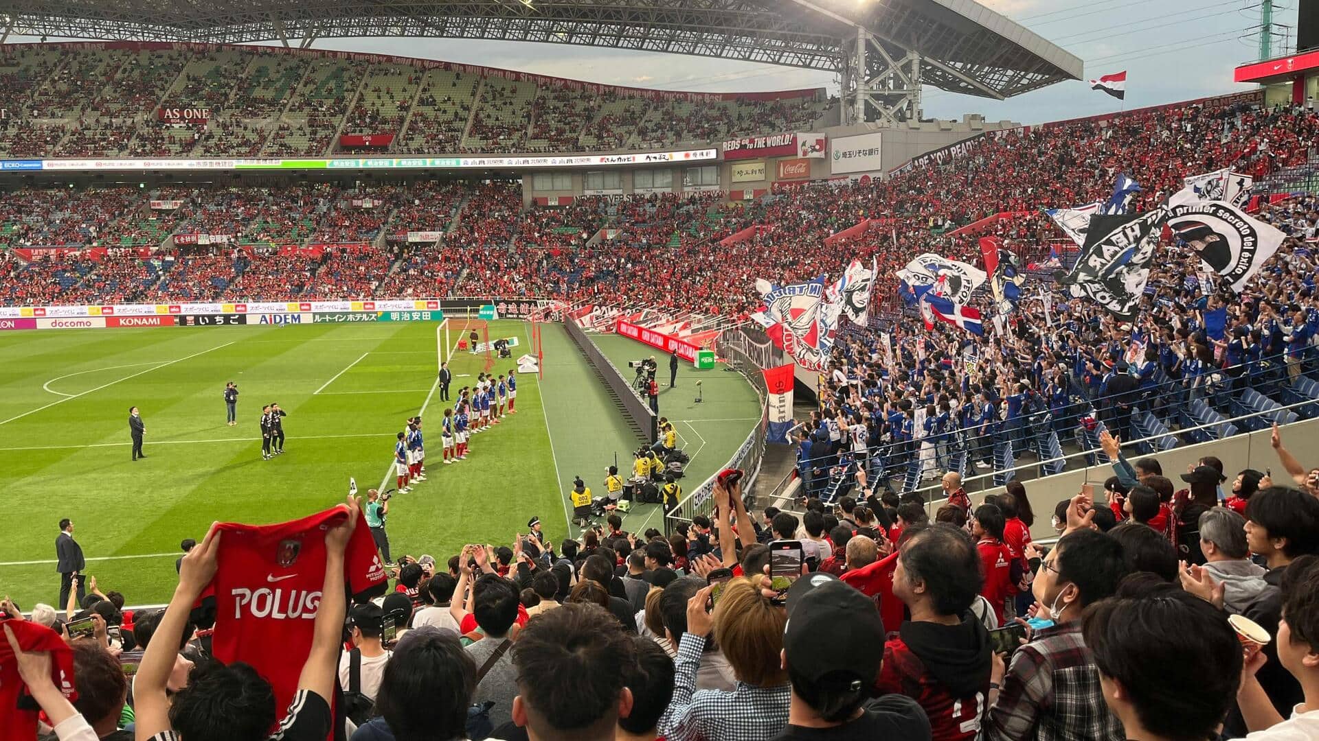 Gelombang stadion: Simbol persatuan penggemar olahraga Gelombang stadion: Simbol persatuan penggemar olahraga