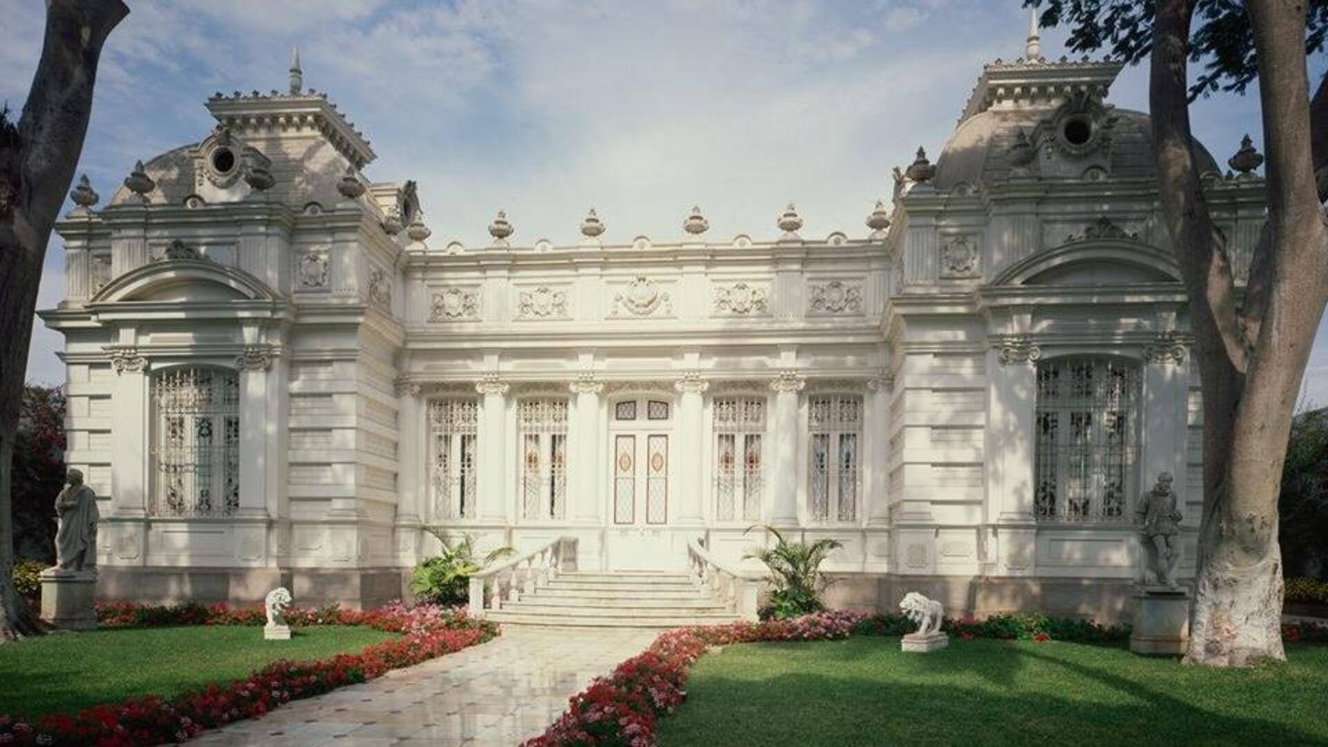 Menemukan Pesona Bohemian Barranco di Lima