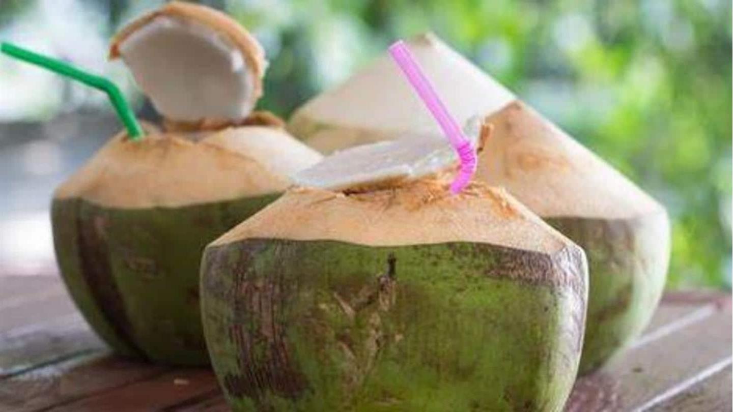 Air kelapa juga dapat membantu perjalanan penurunan lemak Anda Air kelapa juga dapat membantu perjalanan penurunan lemak Anda