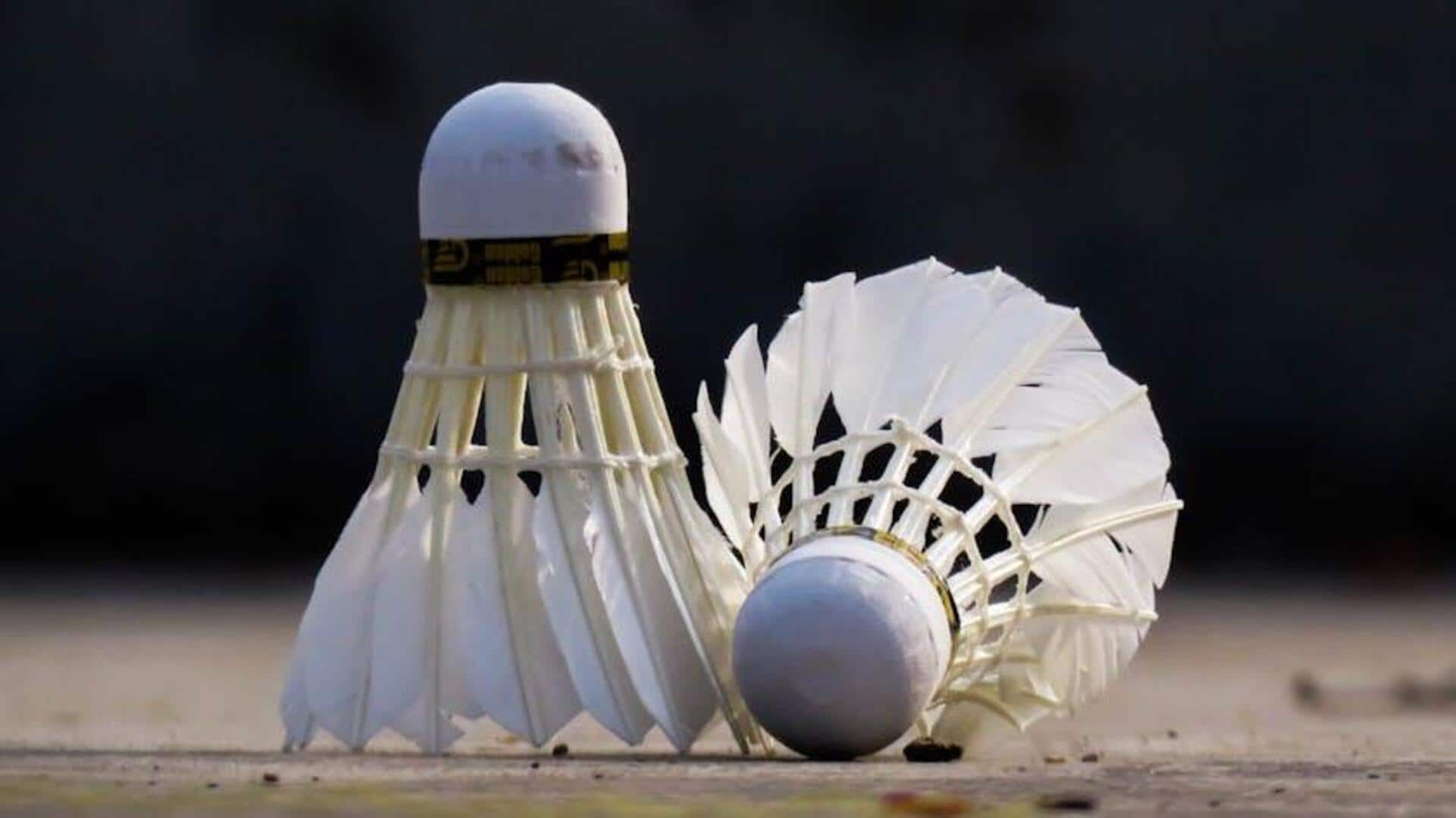 Mengapa kok badminton memiliki bulu?