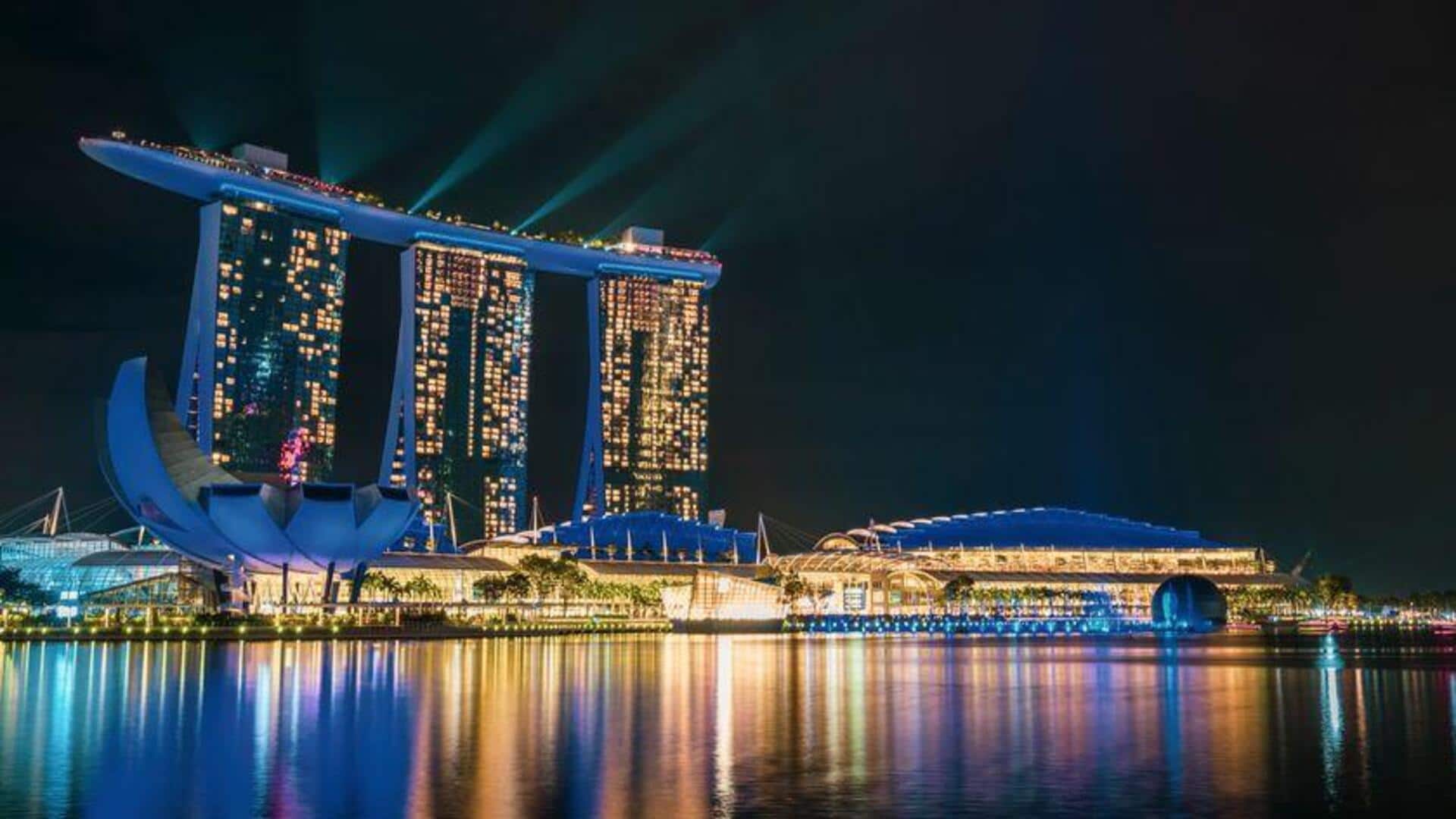 Menikmati Pemandangan Langit Singapura dari Marina Bay