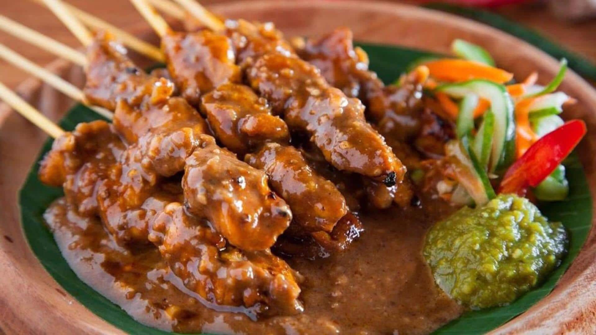 Lima Saus Kacang Indonesia yang Unik dan Lezat