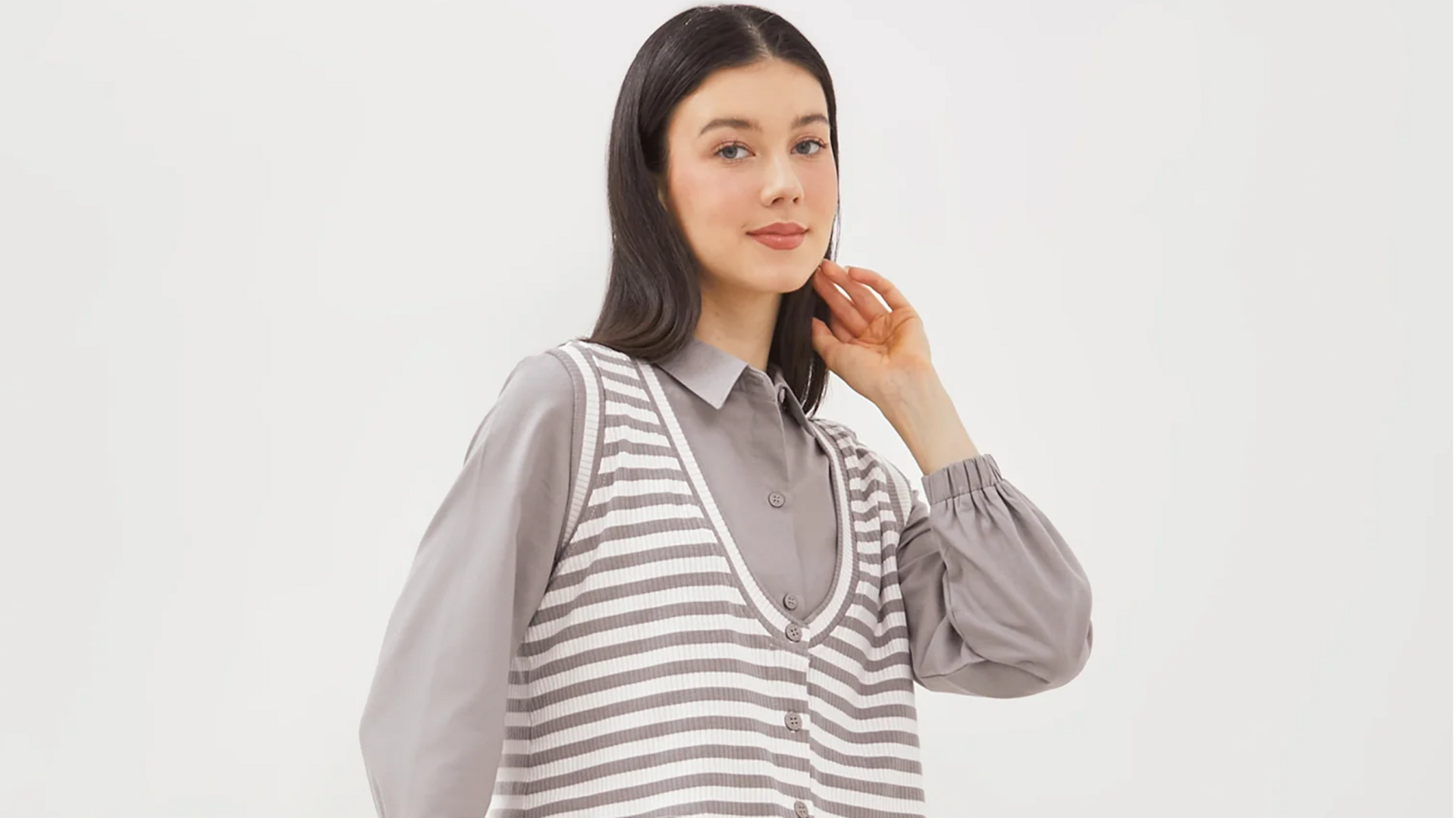 Lima paduan atasan ruched untuk pakaian malam musim dingin India