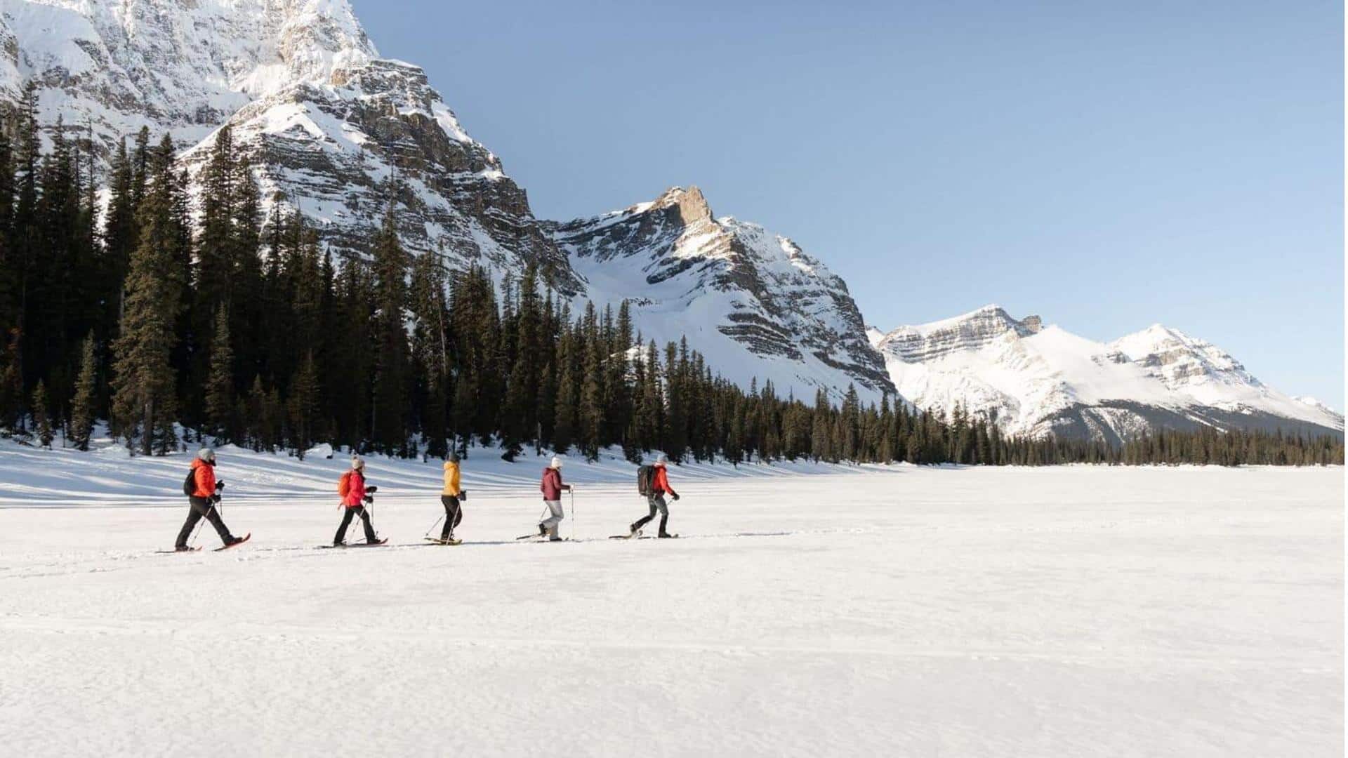 Manjakan diri Anda dengan petualangan snowshoeing di Banff, Kanada