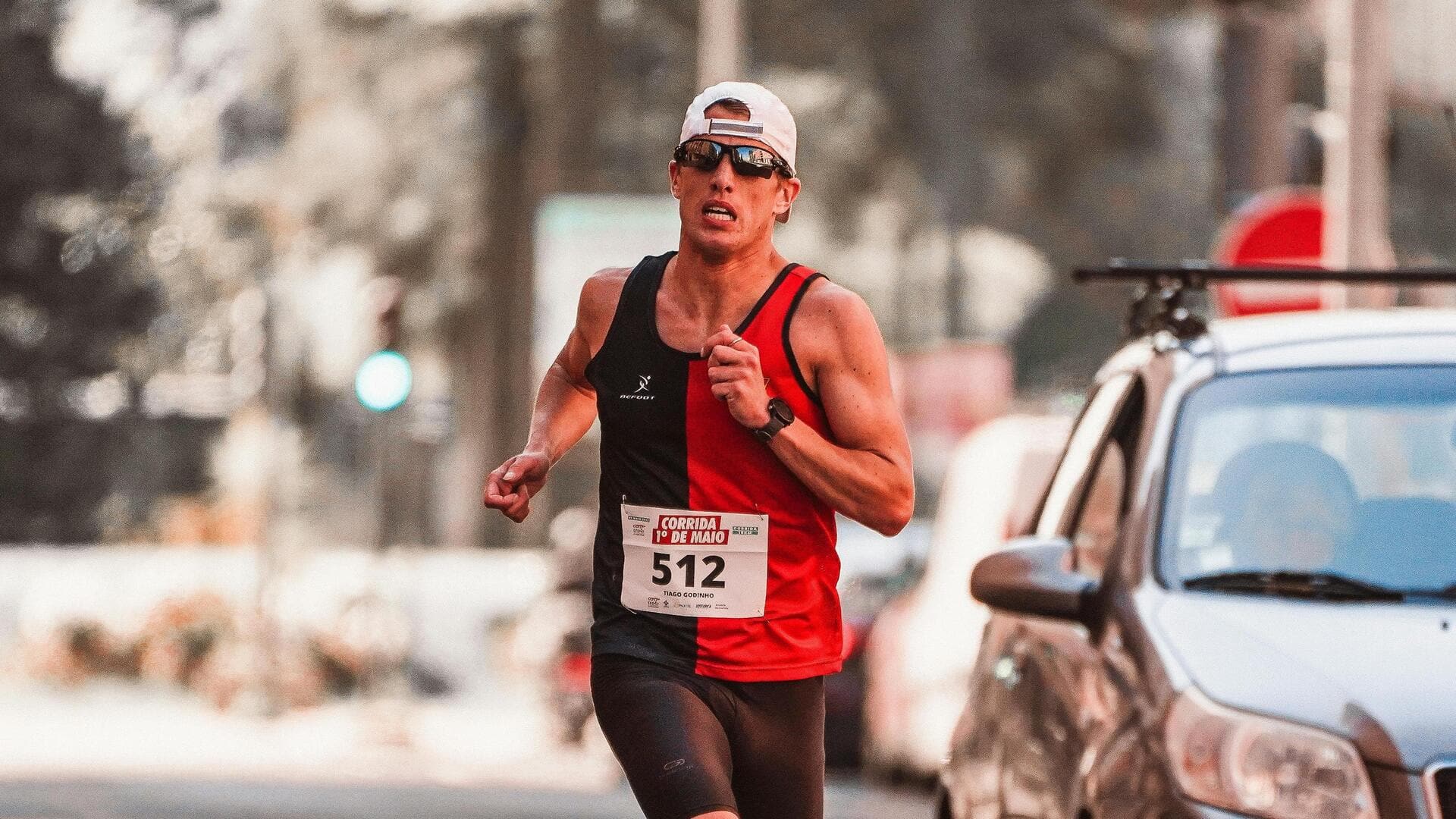 Mengapa pelari maraton menghindari memulai terlalu cepat?