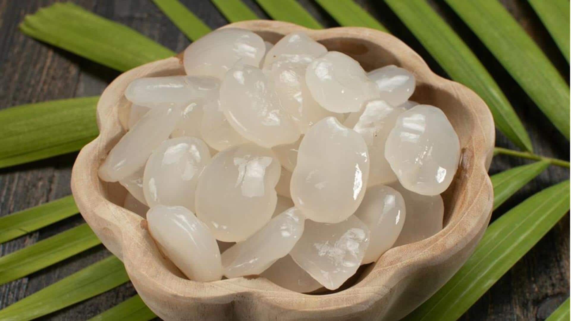 Lima Cara Kreatif Mengolah Buah Enau dalam Hidangan Penutup