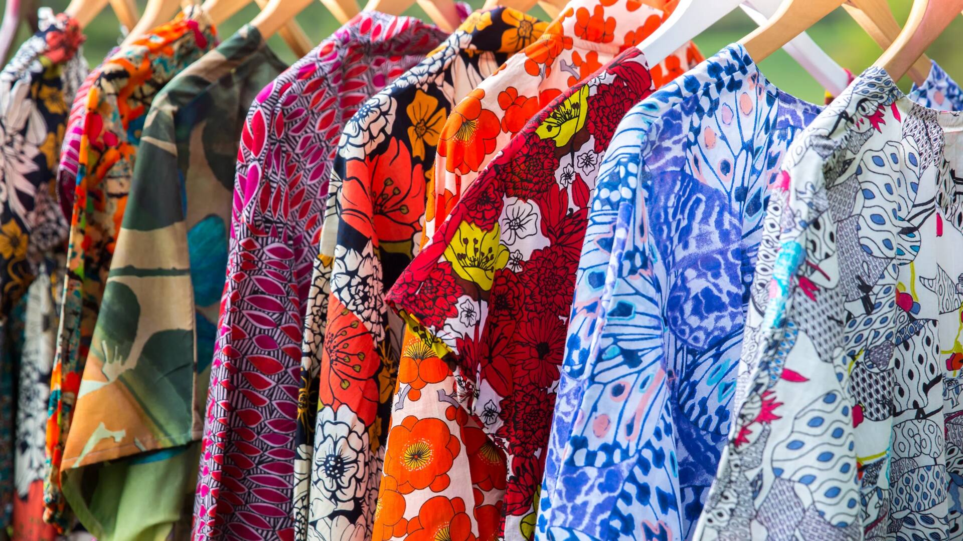 Cara elegan memadukan cetakan berwarna-warni