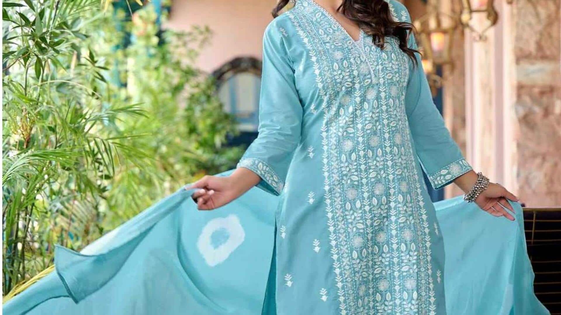 Perbarui gaya Anda dengan kurti bertema fusi musim semi ini