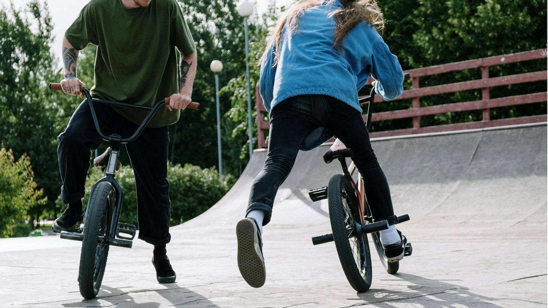 Trik 'Bunny Hopping' dalam bersepeda dan signifikansinya