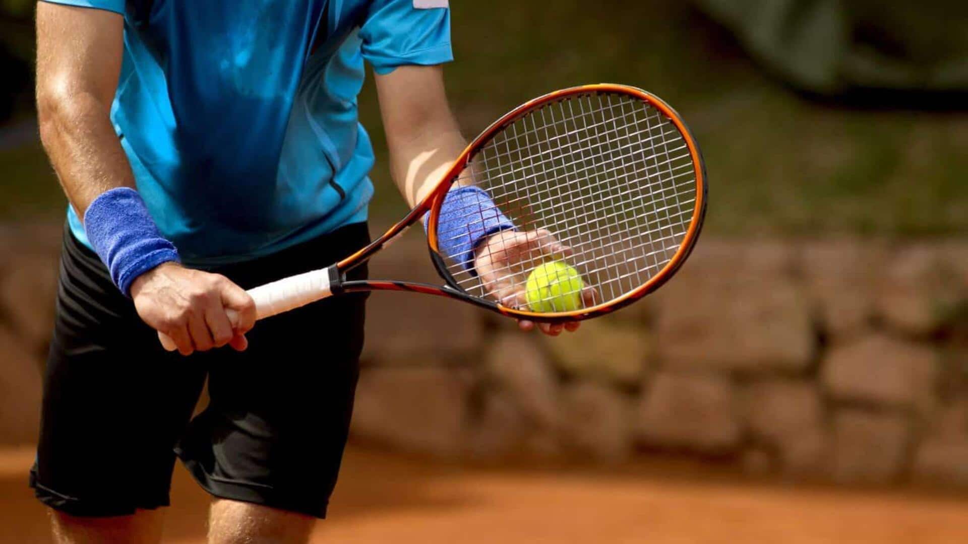 Mengapa Pemain Tenis Melakukan Servis secara Diagonal? Mengapa Pemain Tenis Melakukan Servis secara Diagonal?