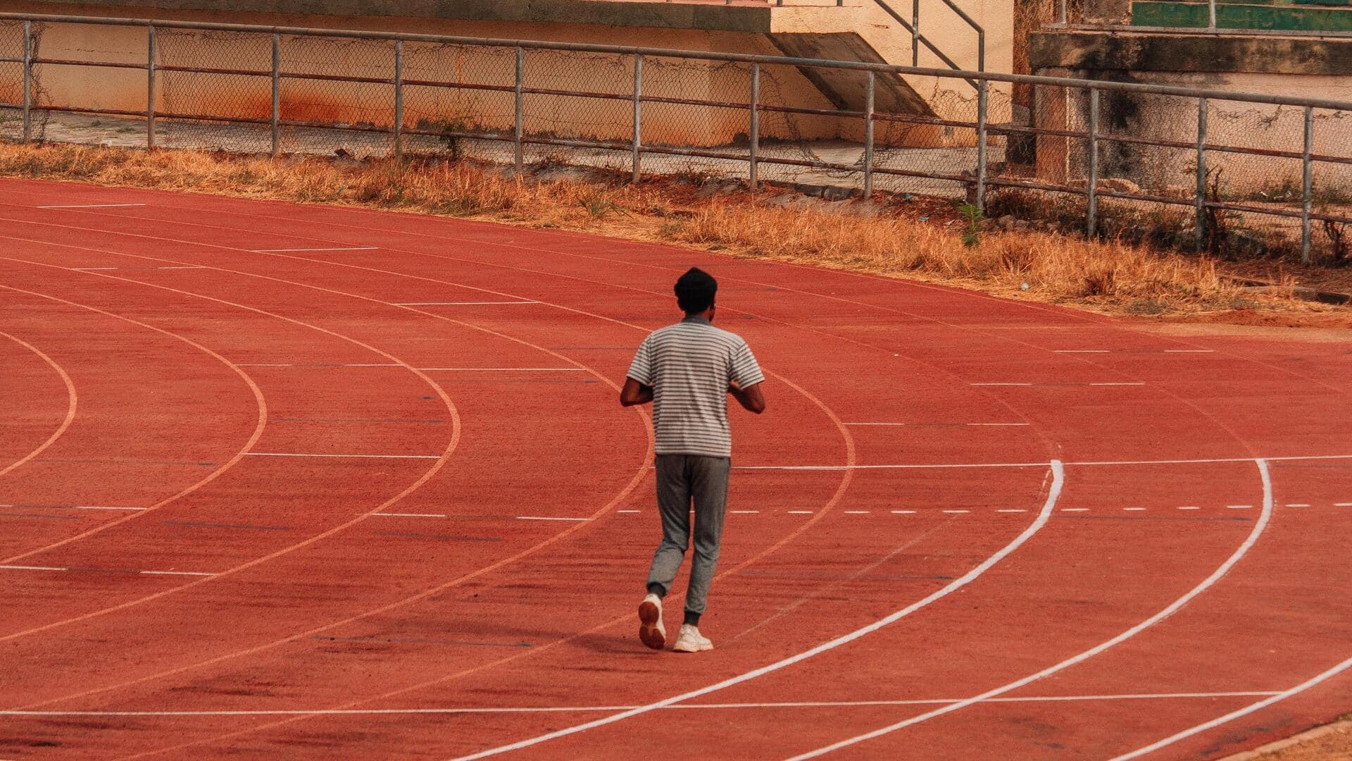 Pentingnya jalur di lintasan atletik