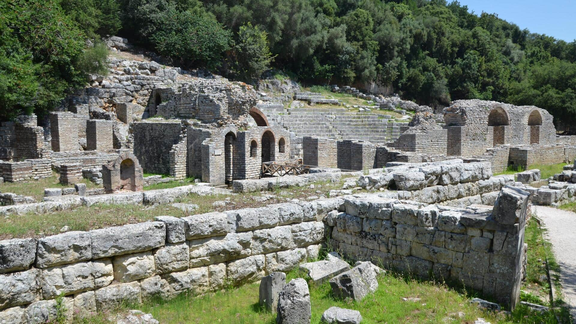 Menjelajahi keajaiban Butrint, Albania