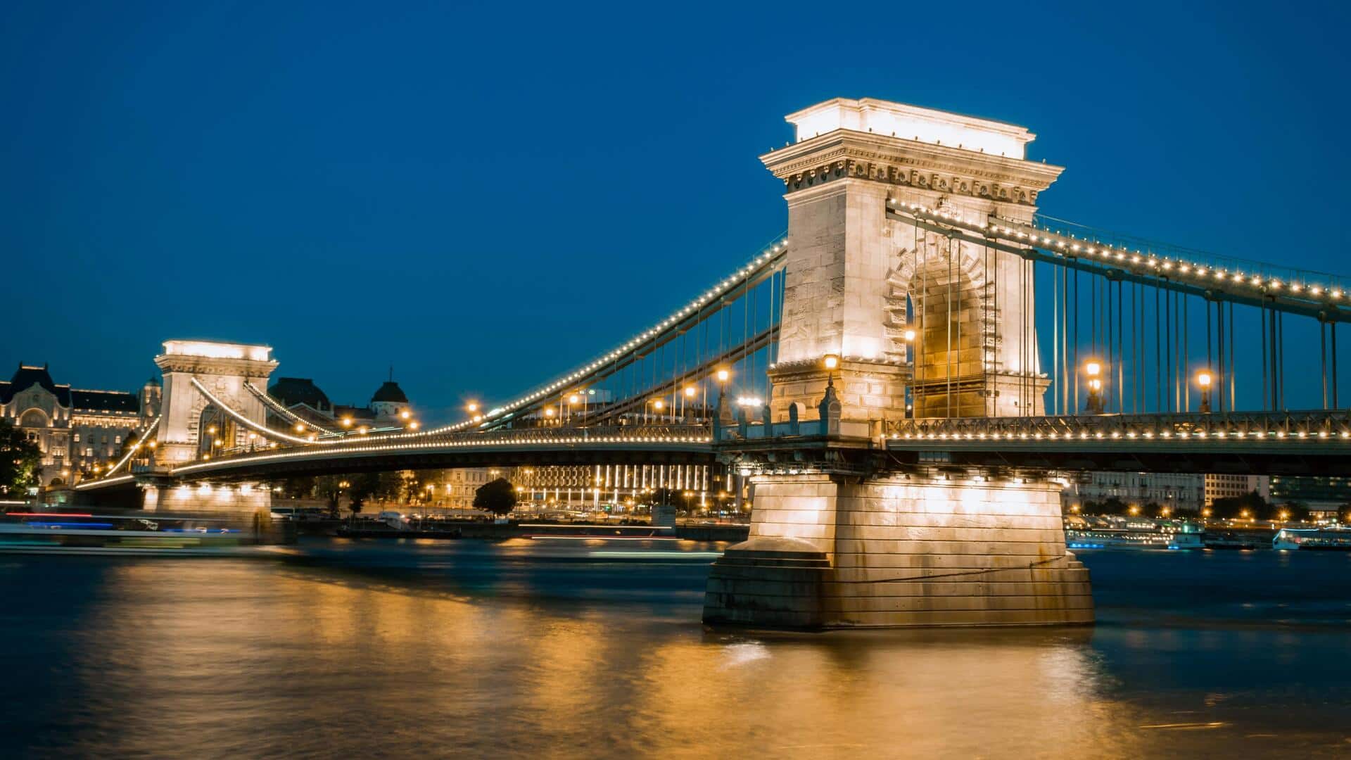 Lima Jembatan yang Wajib Dikunjungi di Budapest