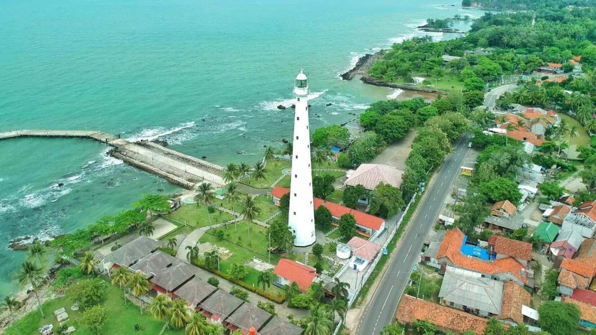 Menjelajahi Jalan Kolonial di Pulau Jawa yang Berusia Ratusan Tahun