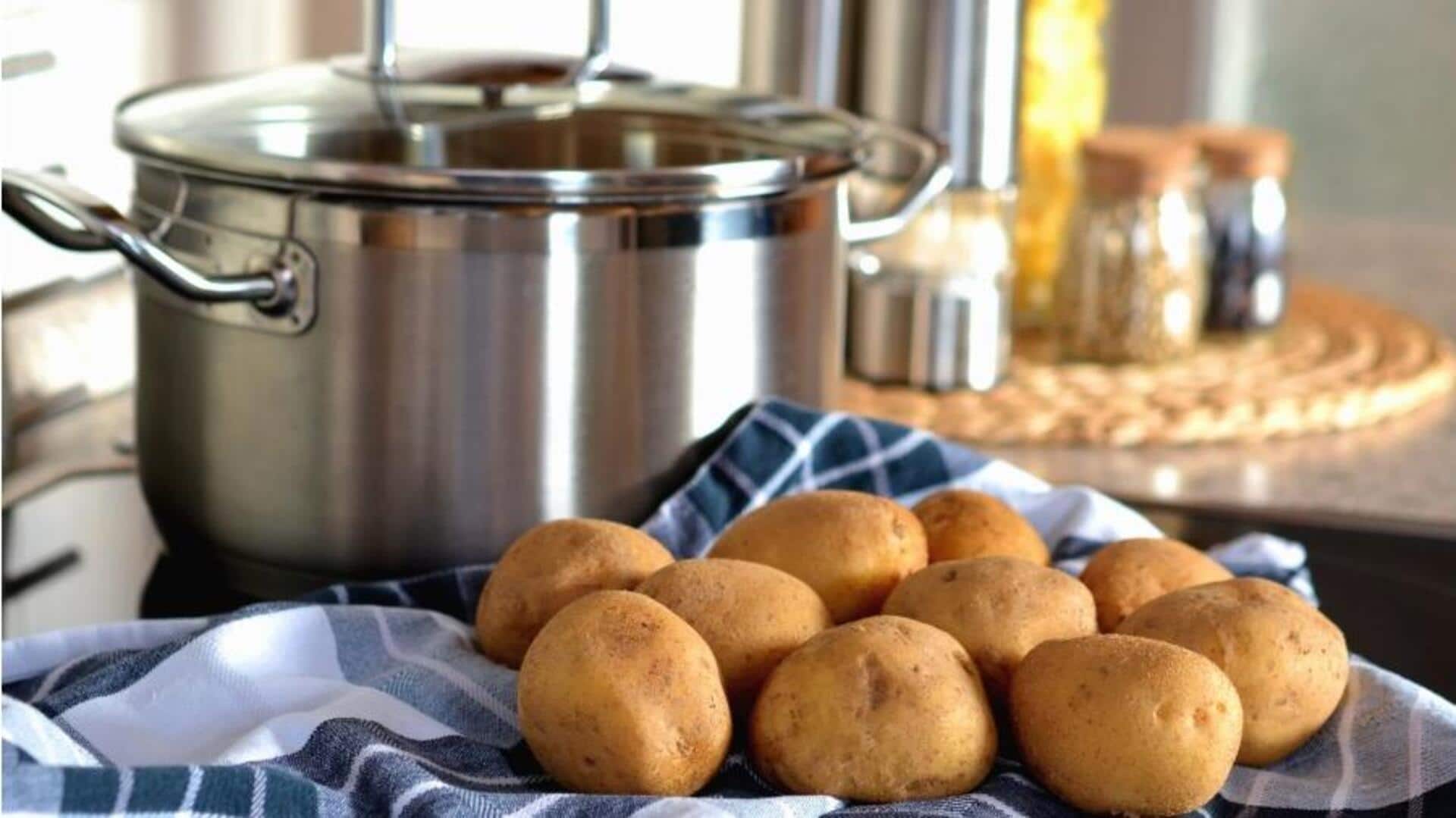 Ubah peralatan dapur logam jadi pot tanaman dalam ruangan