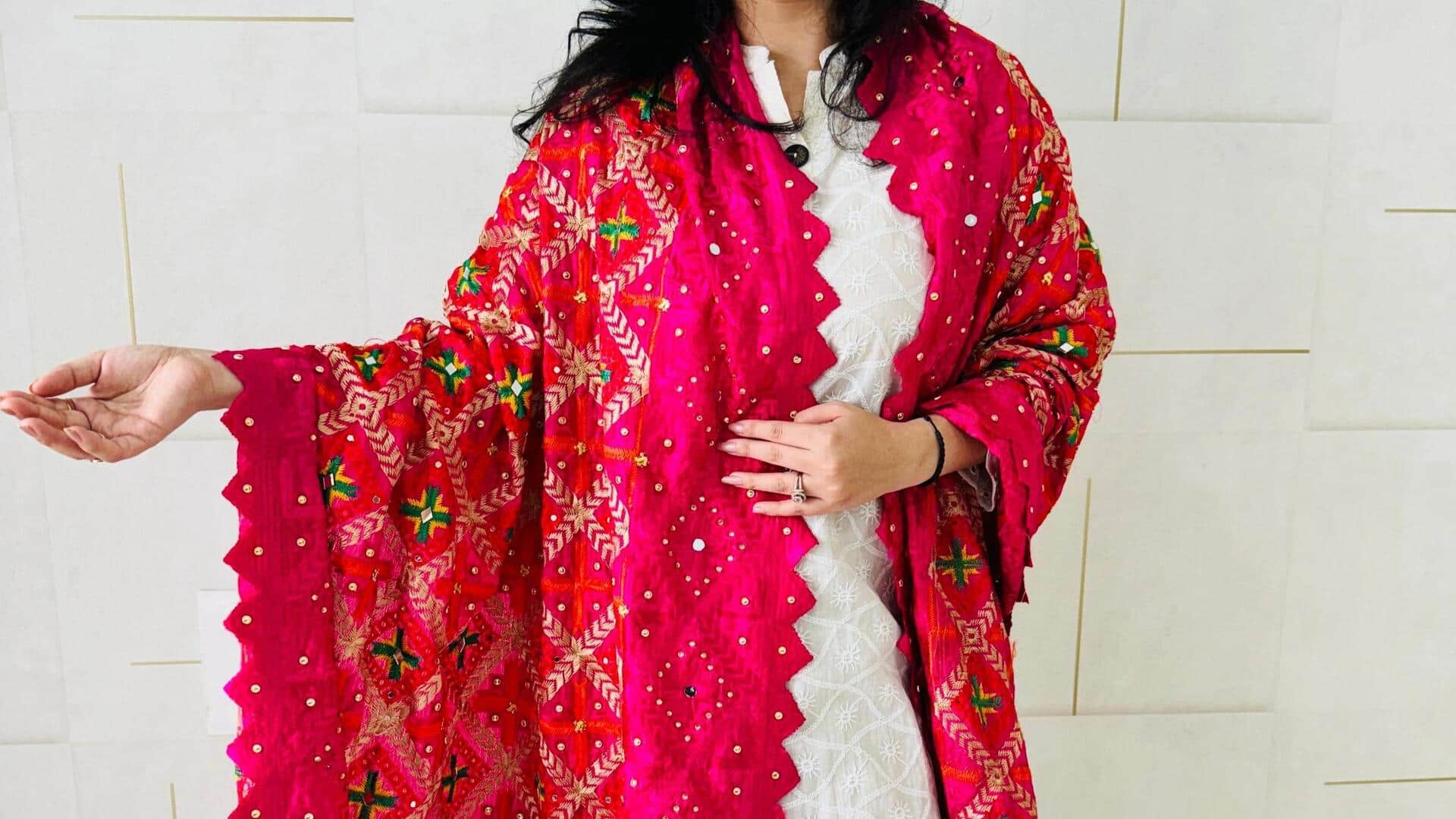 Phulkari India dalam desain aksesori kontemporer