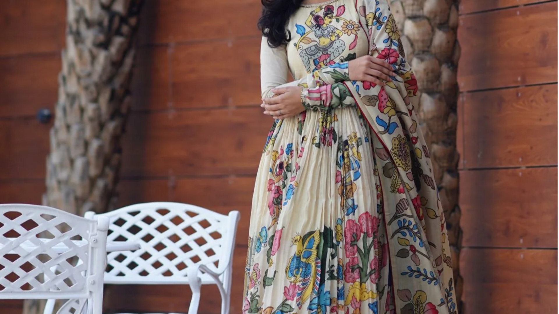 Tampil segar dengan cetakan Kalamkari musim panas