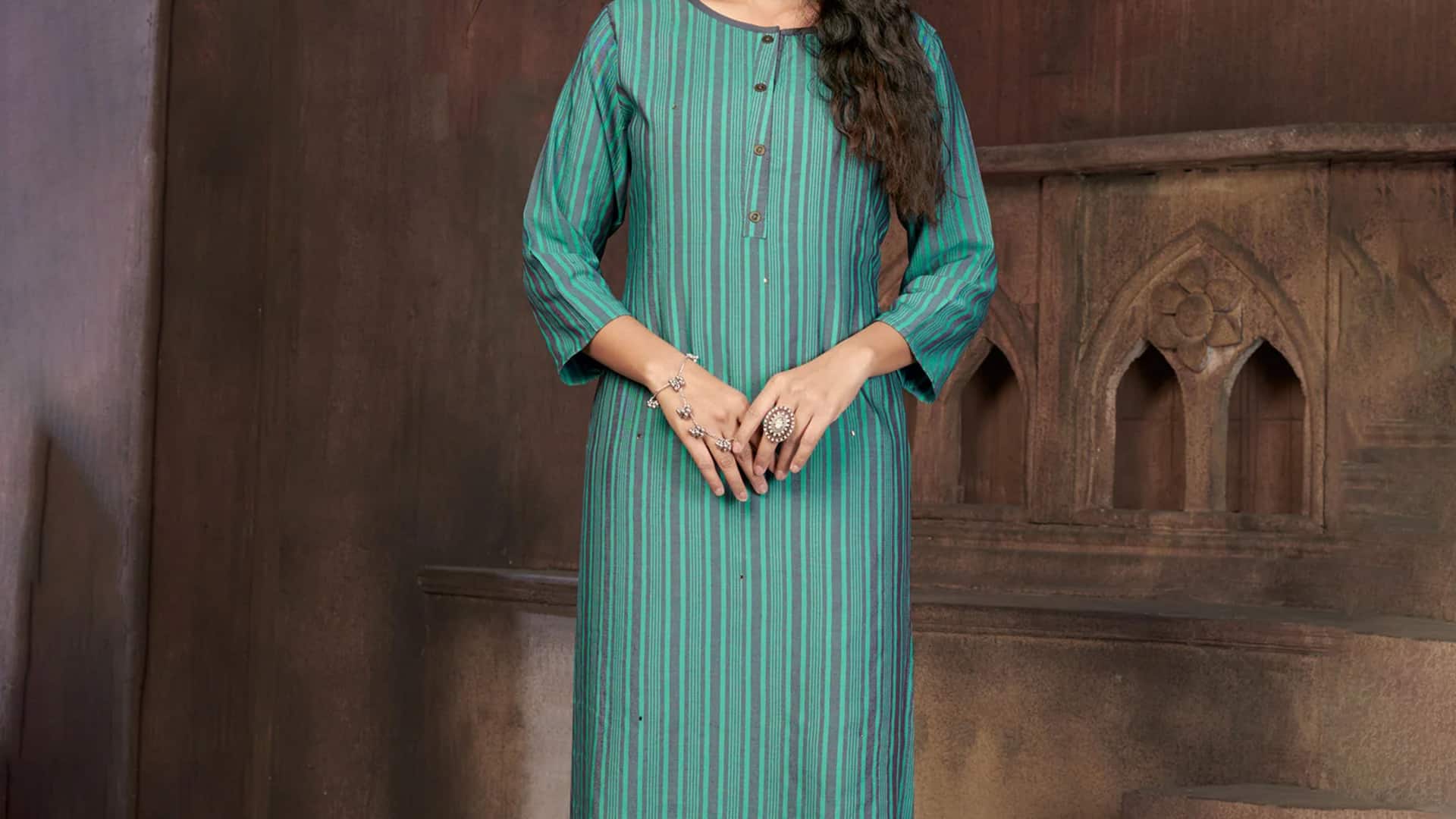 Desainer indie India dalam mode berkelanjutan