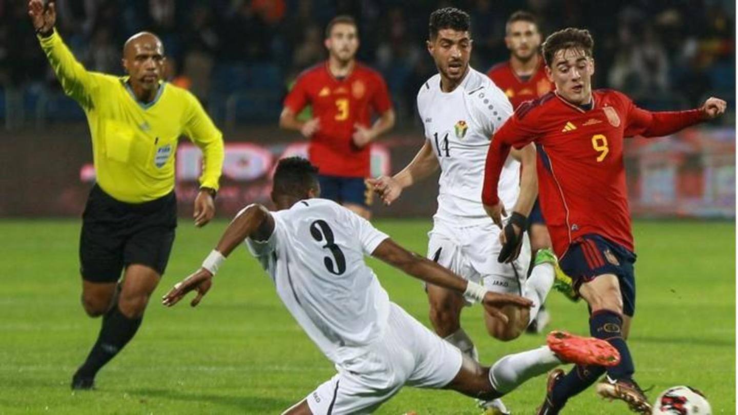 Piala Dunia FIFA, babak 16 besar: Mengupas beberapa skenario kualifikasi (A-E)