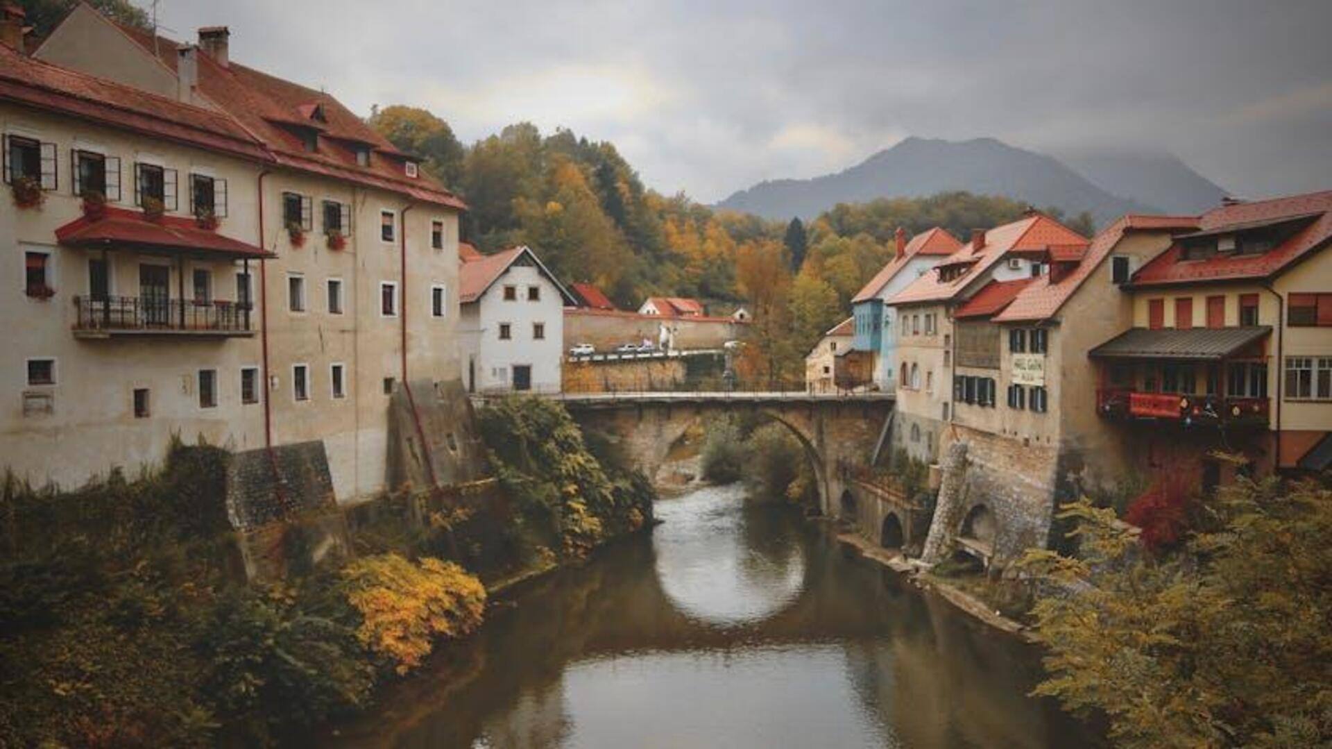 Menjelajahi Kota Kuno di Slovenia yang Mengungkap Sejarah
