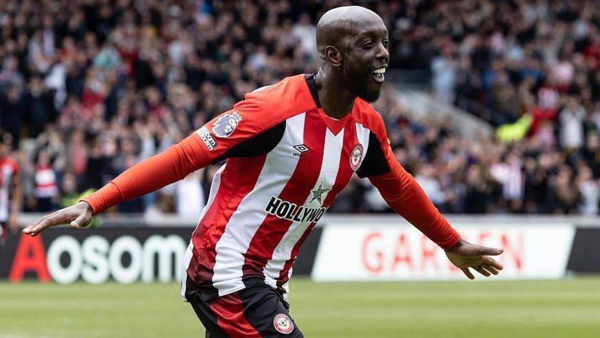Yoane Wissa kembali berlatih dengan Brentford setelah diminati Newcastle United Yoane Wissa kembali berlatih dengan Brentford setelah diminati Newcastle United
